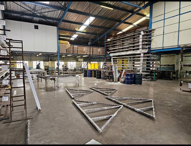 2,899M² FACTORY TO LET IN KYA SANDS